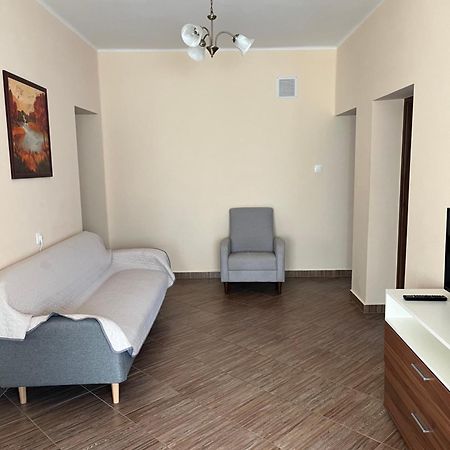 Jokai Apartmanhaz เฮวิซ ภายนอก รูปภาพ